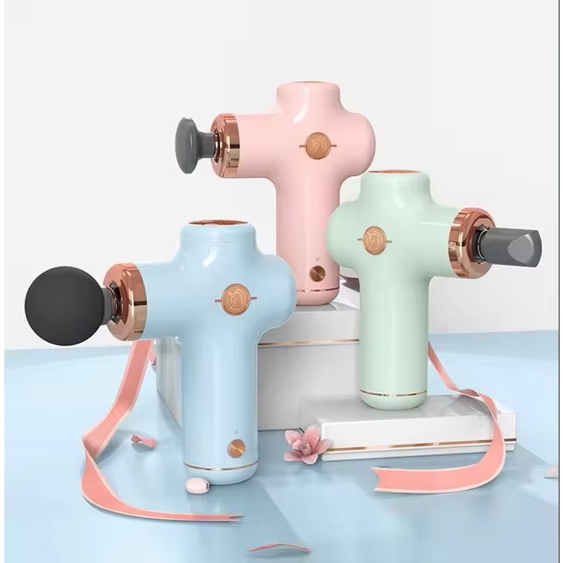 4개의 마사지 헤드가 있는 휴대용 미니 마사지건, US - Massage Gun 리뷰 및 가격